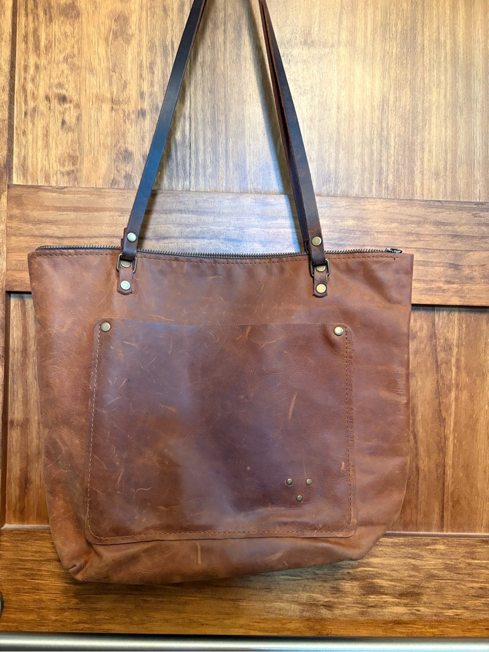 Natural leather tote